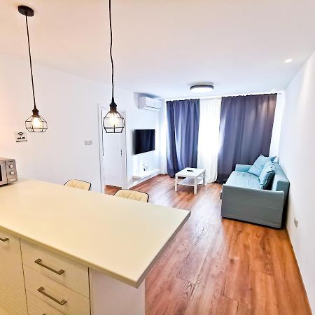 Citycenter Boutique Apartment Lárnaka Kültér fotó
