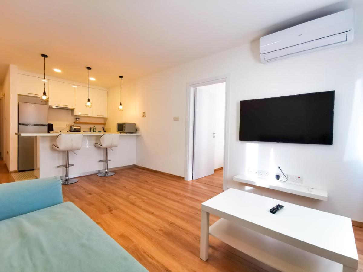 Citycenter Boutique Apartment Lárnaka Kültér fotó