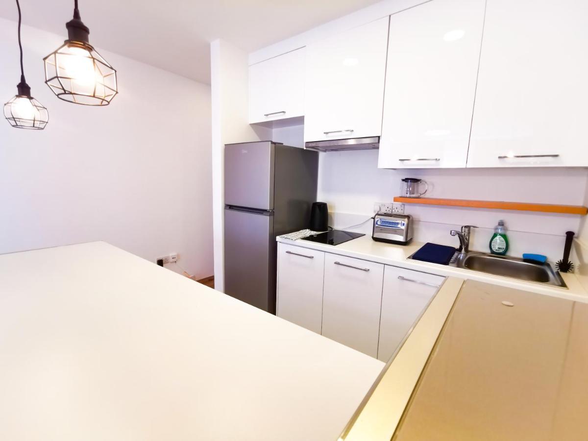 Citycenter Boutique Apartment Lárnaka Kültér fotó